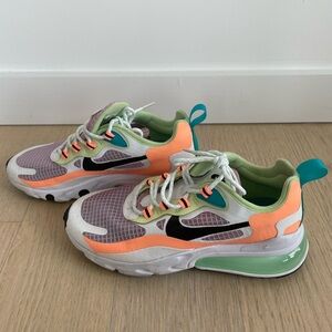 Nike Air Max 270 React SE Size US 7 Pastel Colors